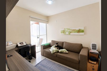 Sala de casa para alugar com 3 quartos, 127m² em Rio Tavares, Florianópolis