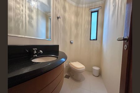 Apartamento para alugar com 207m², 4 quartos e 2 vagasLavabo