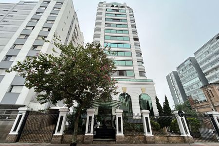 Apartamento para alugar com 207m², 4 quartos e 2 vagasFachada