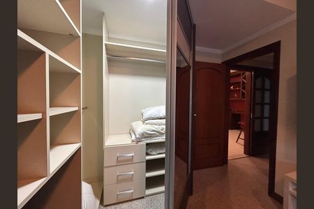 Apartamento para alugar com 4 quartos, 207m² em Centro, Florianópolis