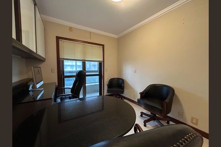 Apartamento para alugar com 207m², 4 quartos e 2 vagasQuarto 1