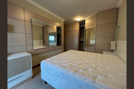 Apartamento para alugar com 207m², 4 quartos e 2 vagasSuíte 2