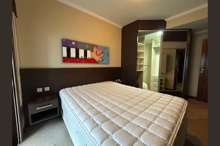 Apartamento para alugar com 4 quartos, 207m² em Centro, Florianópolis