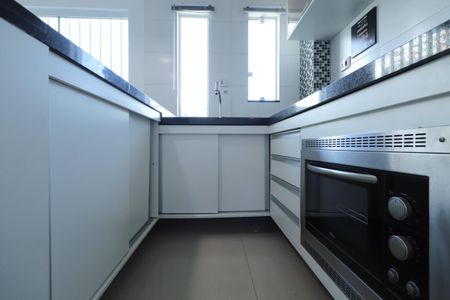 Cozinha de apartamento à venda com 2 quartos, 39m² em Chácara Seis de Outubro, São Paulo