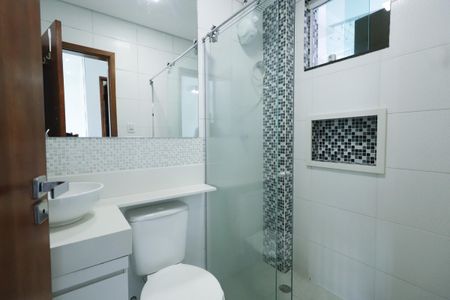 Banheiro de apartamento à venda com 2 quartos, 39m² em Chácara Seis de Outubro, São Paulo