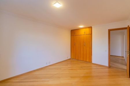 Apartamento à venda com 3 quartos, 155m² em Vila Mariana, São Paulo