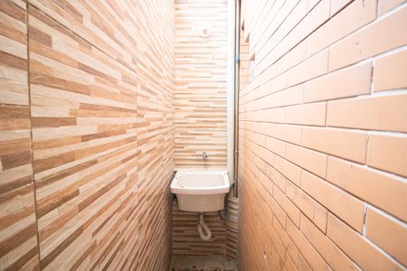 Casa para alugar com 45m², 1 quarto e sem vaga