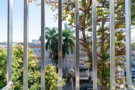 Apartamento à venda com 72m², 2 quartos e sem vaga Apartamento à venda com 72m², 2 quartos e sem vagaVista da Sala