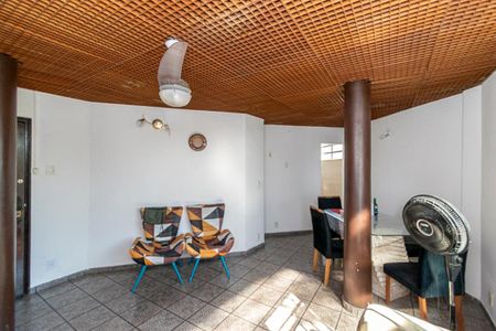 Apartamento à venda com 72m², 2 quartos e sem vaga Apartamento à venda com 72m², 2 quartos e sem vagaSala