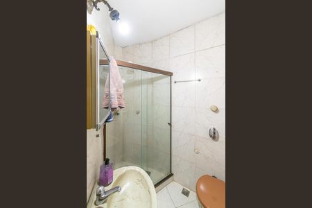 Apartamento à venda com 72m², 2 quartos e sem vaga Apartamento à venda com 72m², 2 quartos e sem vagaBanheiro Social