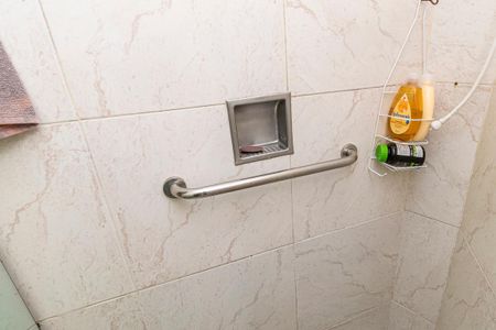 Apartamento à venda com 72m², 2 quartos e sem vaga Apartamento à venda com 72m², 2 quartos e sem vagaBanheiro Social
