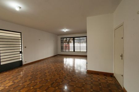 Sala de casa para alugar com 3 quartos, 525m² em Centro, Jacareí
