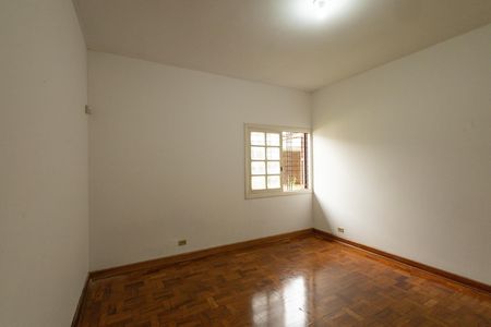 Casa para alugar com 525m², 3 quartos e 3 vagas Casa para alugar com 525m², 3 quartos e 3 vagasQuarto 2