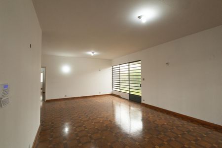 Sala de casa para alugar com 3 quartos, 525m² em Centro, Jacareí