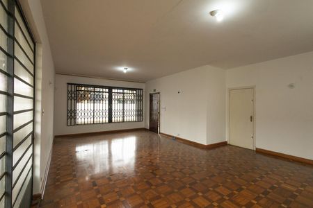 Sala de casa para alugar com 3 quartos, 525m² em Centro, Jacareí