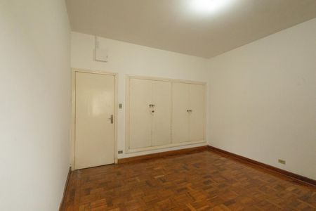 Casa para alugar com 525m², 3 quartos e 3 vagas Casa para alugar com 525m², 3 quartos e 3 vagasQuarto 3