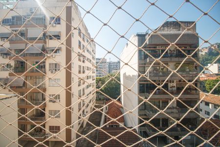 Sala Vista de apartamento à venda com 2 quartos, 77m² em Tijuca, Rio de Janeiro