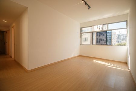 Sala de apartamento à venda com 2 quartos, 77m² em Tijuca, Rio de Janeiro