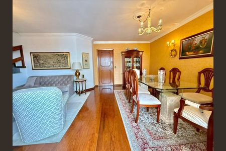 Apartamento à venda com 246m², 3 quartos e 3 vagas