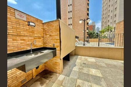 Apartamento à venda com 246m², 3 quartos e 3 vagas