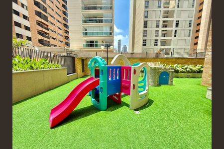 Apartamento à venda com 246m², 3 quartos e 3 vagas