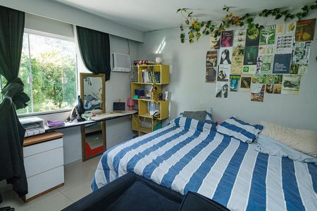 Quarto 4 de casa à venda com 4 quartos, 220m² em Campo Grande, Rio de Janeiro