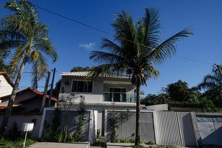 Casa à venda com 4 quartos, 220m² em Campo Grande, Rio de Janeiro