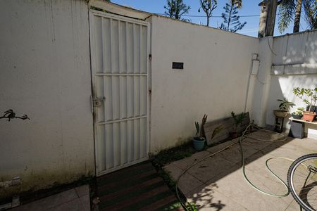 Quintal  de casa à venda com 4 quartos, 220m² em Campo Grande, Rio de Janeiro