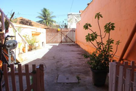 Casa para alugar com 50m², 1 quarto e 1 vaga Casa para alugar com 50m², 1 quarto e 1 vagaÁrea externa