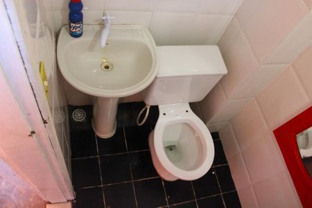 Casa para alugar com 50m², 1 quarto e 1 vaga Casa para alugar com 50m², 1 quarto e 1 vagaBanheiro 1