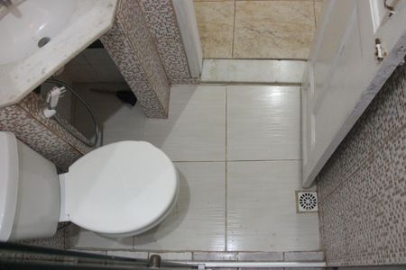 Banheiro 2 de casa para alugar com 1 quarto, 50m² em Peró, Cabo Frio
