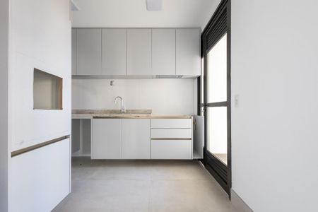Apartamento à venda com 156m², 4 quartos e 2 vagas