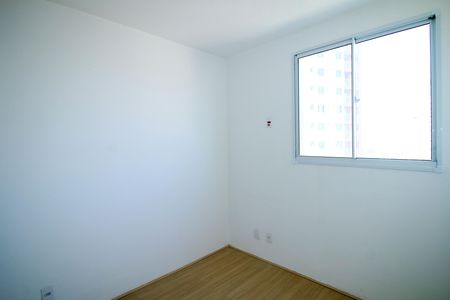 Quarto 1 de apartamento para alugar com 2 quartos, 38m² em Irajá, Rio de Janeiro
