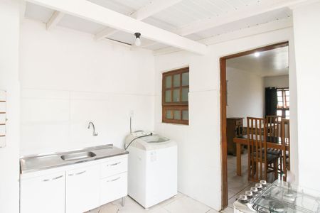 Cozinha de casa para alugar com 2 quartos, 53m² em Parque da Matriz, Cachoeirinha