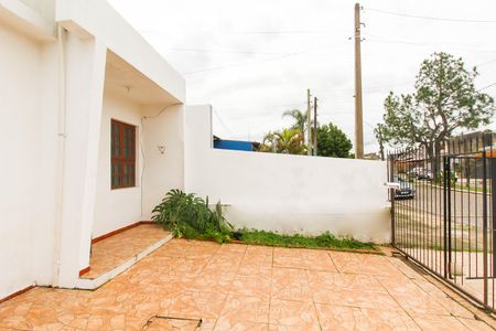 Área externa de casa para alugar com 2 quartos, 53m² em Parque da Matriz, Cachoeirinha