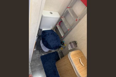 Apartamento à venda com 62m², 2 quartos e 2 vagas Apartamento à venda com 62m², 2 quartos e 2 vagasBanheiro