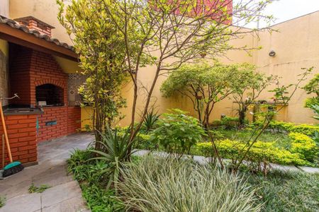 Casa à venda com 278m², 3 quartos e 4 vagas