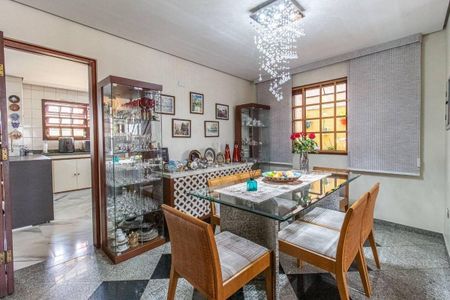 Casa à venda com 3 quartos, 278m² em Mooca, São Paulo
