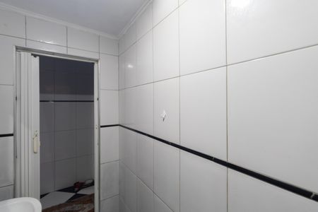 Casa de condomínio à venda com 120m², 4 quartos e 1 vaga Casa de condomínio à venda com 120m², 4 quartos e 1 vagaBanheiro