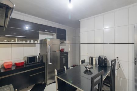 Casa de condomínio à venda com 120m², 4 quartos e 1 vaga Casa de condomínio à venda com 120m², 4 quartos e 1 vagaCozinha
