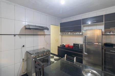 Casa de condomínio à venda com 120m², 4 quartos e 1 vaga Casa de condomínio à venda com 120m², 4 quartos e 1 vagaCozinha