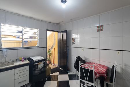 Casa de condomínio à venda com 120m², 4 quartos e 1 vaga Casa de condomínio à venda com 120m², 4 quartos e 1 vagaCozinha