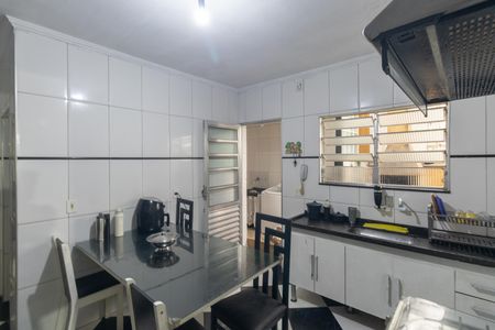 Casa de condomínio à venda com 120m², 4 quartos e 1 vaga Casa de condomínio à venda com 120m², 4 quartos e 1 vagaCozinha