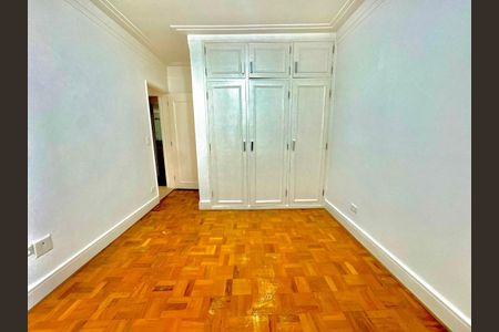 Apartamento à venda com 194m², 4 quartos e 2 vagas