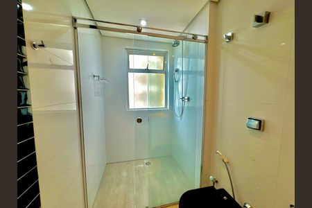 Apartamento à venda com 194m², 4 quartos e 2 vagas