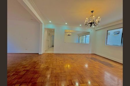 Apartamento à venda com 194m², 4 quartos e 2 vagas
