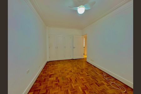 Apartamento à venda com 194m², 4 quartos e 2 vagas