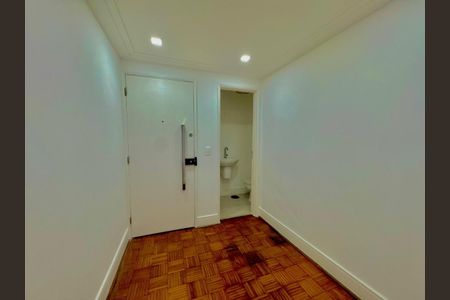 Apartamento à venda com 194m², 4 quartos e 2 vagas