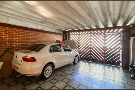 Garagem  de casa à venda com 4 quartos, 200m² em Cangaíba, São Paulo