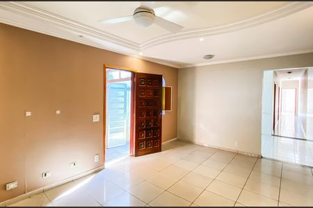 Sala  de casa à venda com 4 quartos, 200m² em Cangaíba, São Paulo